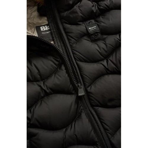 Acquista online Blauer piumino lungo ad onde con pelliccia Giubbotti Blauer 385,00 € paga con PayPal