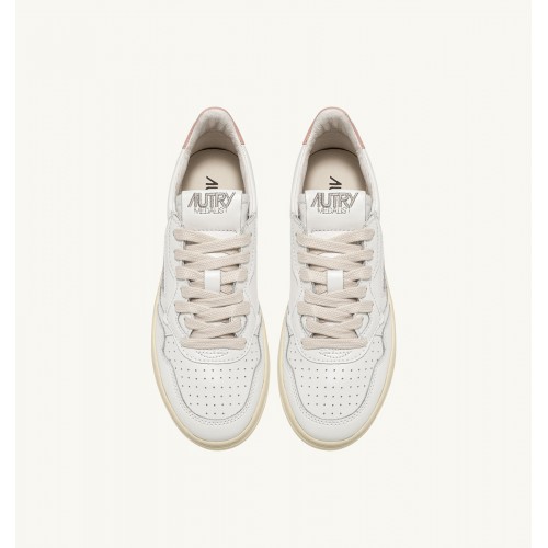 Acquista online sneakers medalist low in pelle bianca e rosa Scarpe Autry 150,00 € paga con PayPal