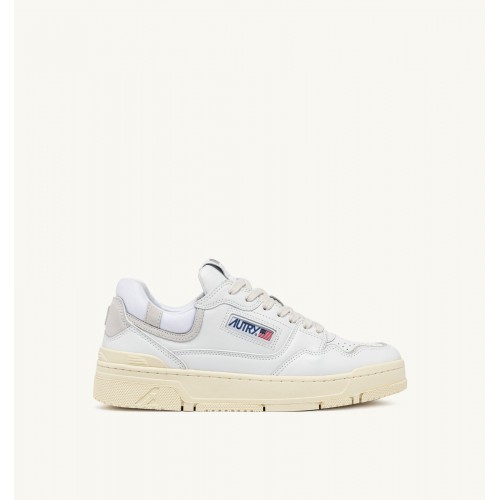 Acquista online Sneakers clc low in pelle bianca e suede Scarpe Autry 170,00 € paga con PayPal